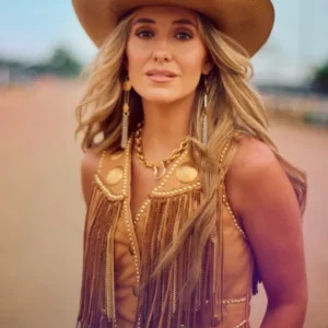 Lainey Wilson Railbird Festival 2025 brown fringe Vest